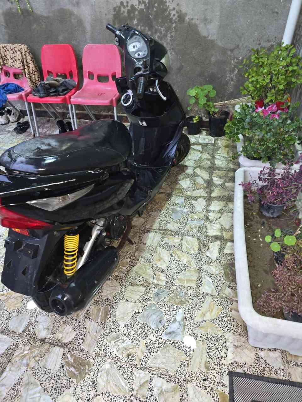 دراجه ماكس ثلعب
تيرات جدد
كابريتر جديد 
ما ناقصه اي شي 
بكانه بلديات حي رفاق


**إذا كنت صاحب هذا الإعلان وتريد حذفه لأي سبب، رجاءا أرسل رسالة إلى الدعم الفني**