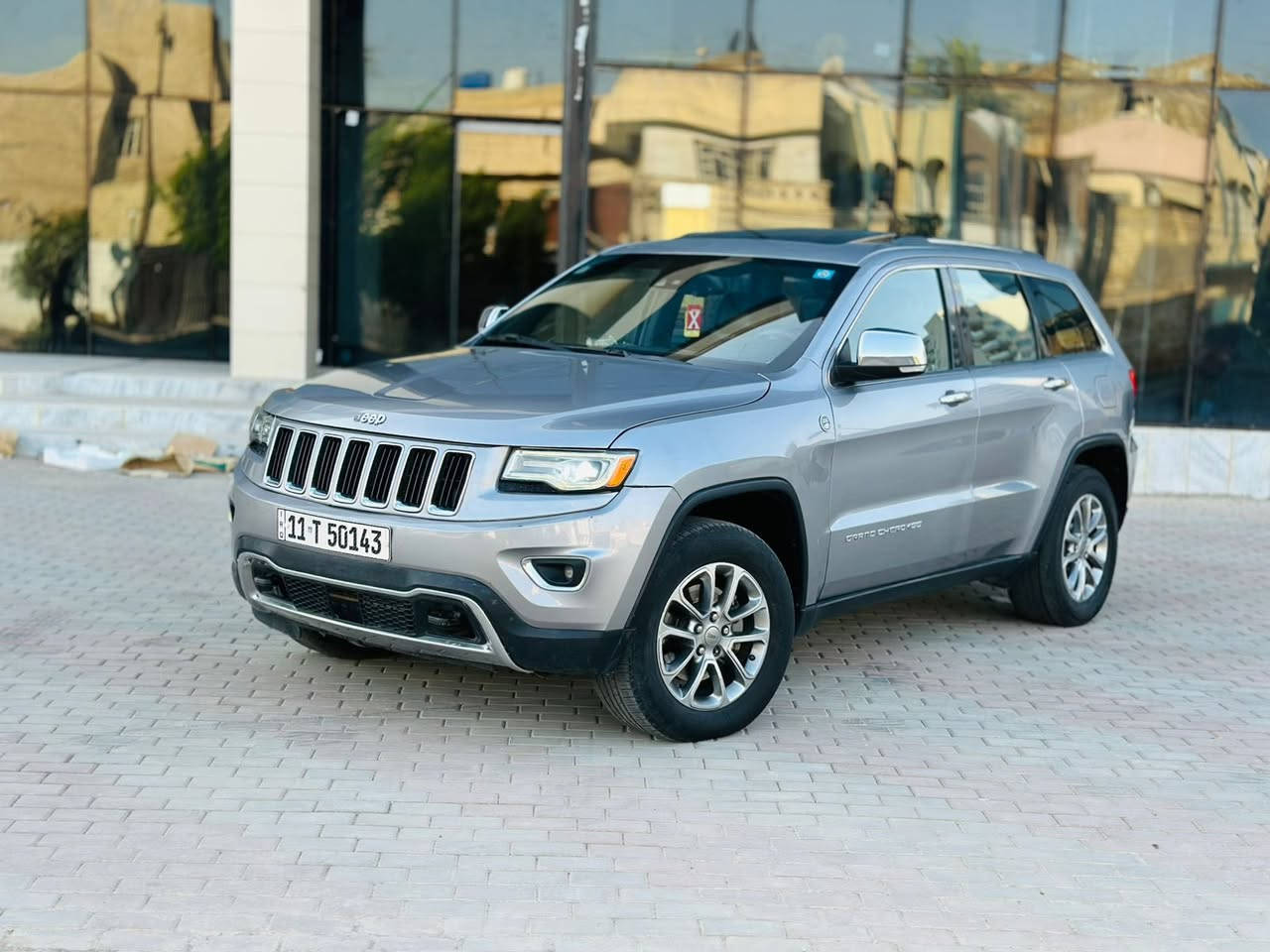 سلام عليكم جيب البيع
🔴 جيب گراند شيروكى2015 

العنوان بغداد الدوره البعيثه 
الهاتف ***********

0️⃣7️⃣7️⃣0️⃣7️⃣9️⃣0️⃣6️⃣5️⃣6️⃣1️⃣
صور الحادث مرفقه بل منشور فقط حادث مريكه تلث قطع صبغ فقط  . 
سياره بدون ايرباك يعني كفاله من اليرباك 
** ماشى110 كم .
1_  سكف بانوراما  
2-كشن هيتر وكشن تبريت.
3-كشن كهربا ئي وكشن مساج.
4-استيرن هيتر *- استيرن شفطاط وتحكم *- مكان قرص سيدي
5-لايد ليد + لايدزينون.
6-مرايا هيتر *-مرايه حساس .
7-ئوتوبريك *-ئوتو ترافلايت *-ئوتوستارد. تحديد سرعه
8- 10 سماعة+ ديجه ي بل سندوق بلاد شريكه  
9-تبريد مركزي *-صندوق شفط .
10-يدات نيكل +يدات بصمه .
 11- مرايه ومرايه رادار .
12- طايرات جديد شريكه سبيرمقدس مانازل ..
14 تحديد سرعه . شغال
15دعاميه كدام ودعاميه وره بي رادار وحساسات.
16-.السعر 163 وبيها مجال جدن قليل ماكو هيج سعر بل خير الصير من نصيبه
كل جسم شرط عل وضع بلاد شريكة 
ملاحض/رقم جديد هزه وسنويه  كل جدي
