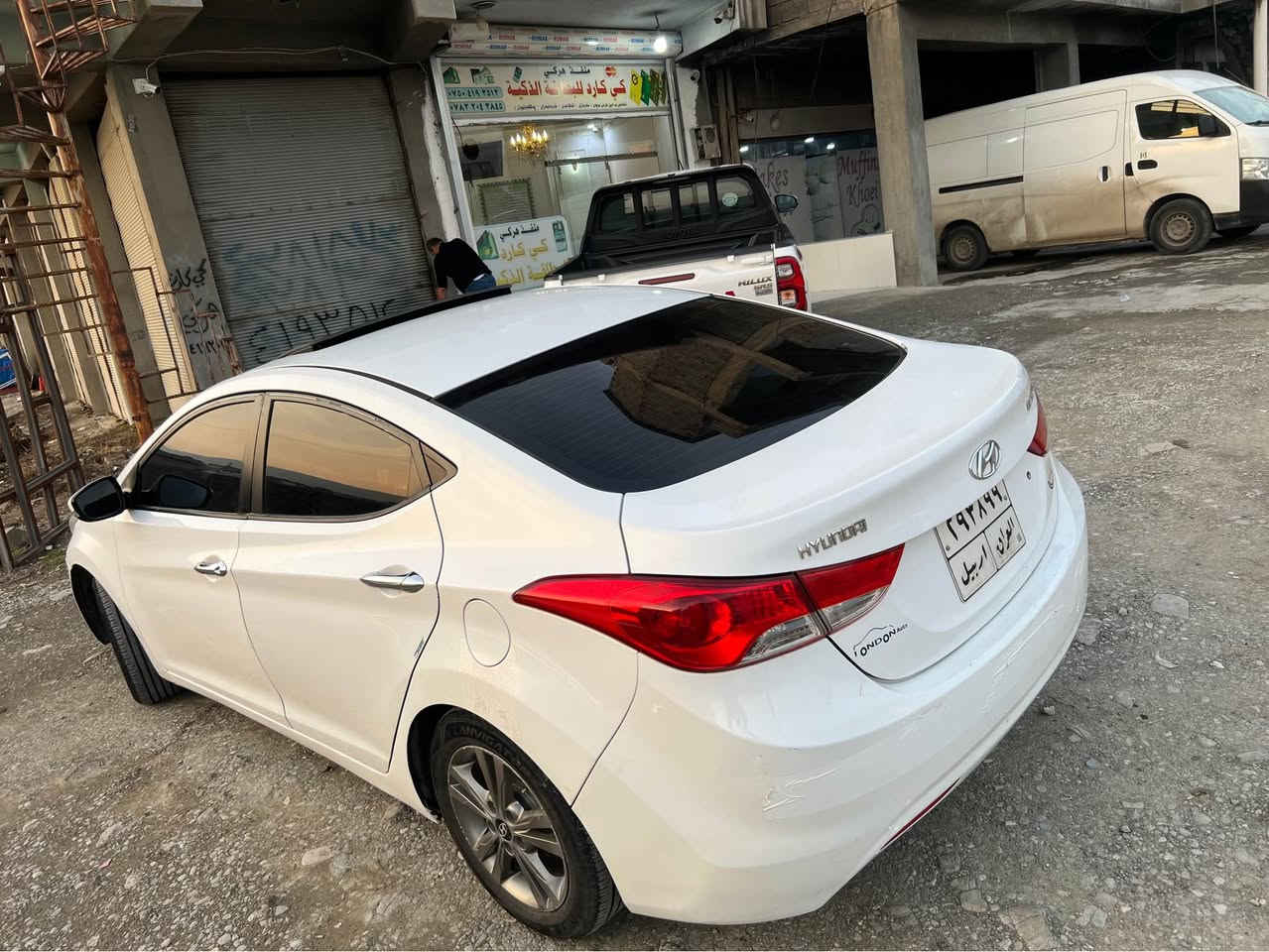 النترا مودیل ٢٠١٣خلیجی سیلایتی ماکینە ١٦ نەکرایتەوە  دوو پارچەری سبوخە بونیت بەدل شرکیە  ٢ وەرقە نیو غرامی سەر  سەعر ١٠٩ وەرقە پیجەک مەجالی تیدا 
*********** أربيل, العراق
