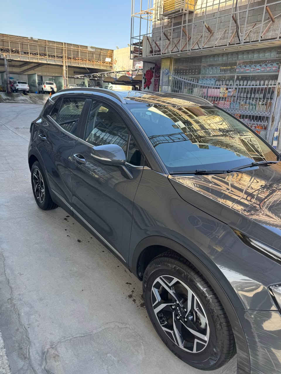 السلام عليكم  للبيع كيا سبورتج موديل 2023 كفالة عامه عدا شخط بالدعامية وارد خليجي دخول الكويت  ماشية 73 الف كيلو  السياره حره بدون ارقام تترقم بأسم المشتري السعر 180 وبيها مجال   للتواصل ***********
مكاني بصره الجنينه البصرة, العراق
