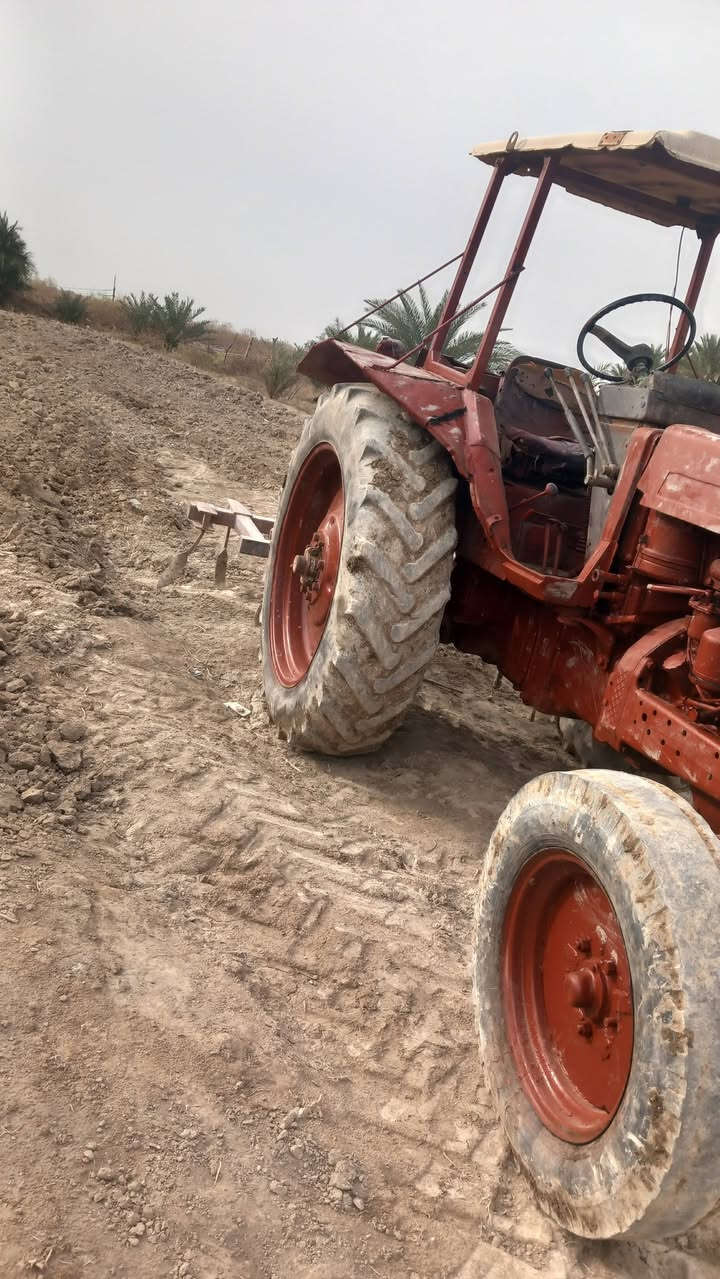 يالله خوان سلام عليكم  كاروبه لبيع مكينه كير تايرات شرط لكراب  سعره ٣ملاين ونص وبيه مجال لمكان لناصريه لصلاح  *********** وتساب  خاص مفتوح شرط كير مامفتوح  مكينه جاهزه
