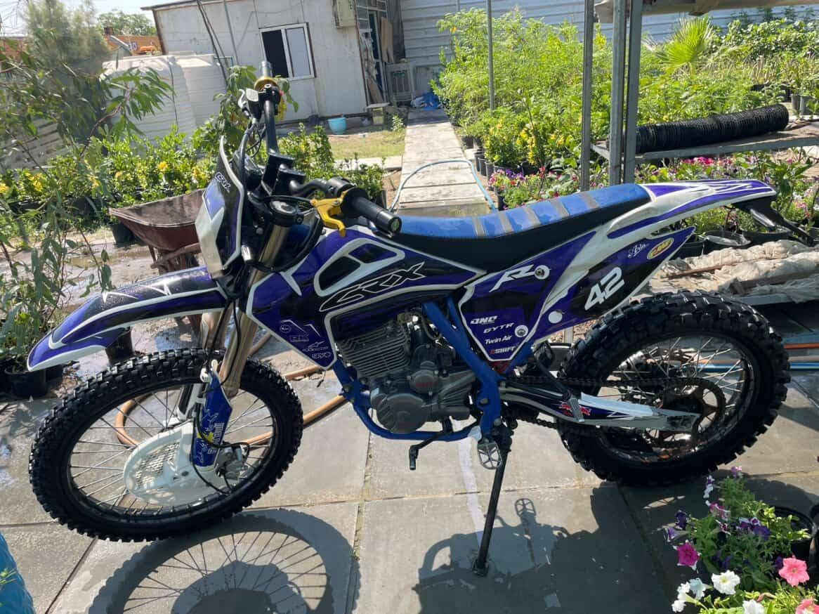 قفاز CRX محرك300cc موديل24 ماشيه6000Kmالاف السعر مليون و500 بيها مجال بسيط مكمركه كامله فقط ترقيم مكينه كفاله اي نقص مابيهه للاستفسار الاتصال***********
