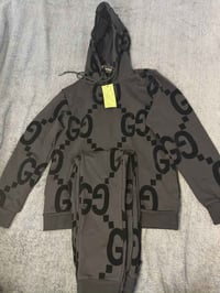 كوتشي اصلي • صنع ايطالي • خامة ثقيلة