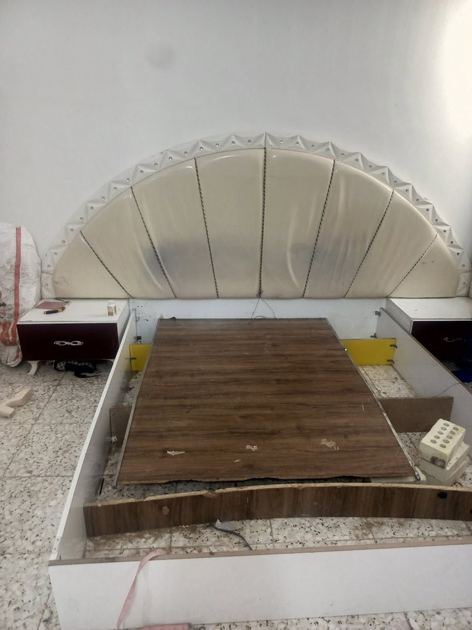 سعر  230معه المجال


**إذا كنت صاحب هذا الإعلان وتريد حذفه لأي سبب، رجاءا أرسل رسالة إلى الدعم الفني**