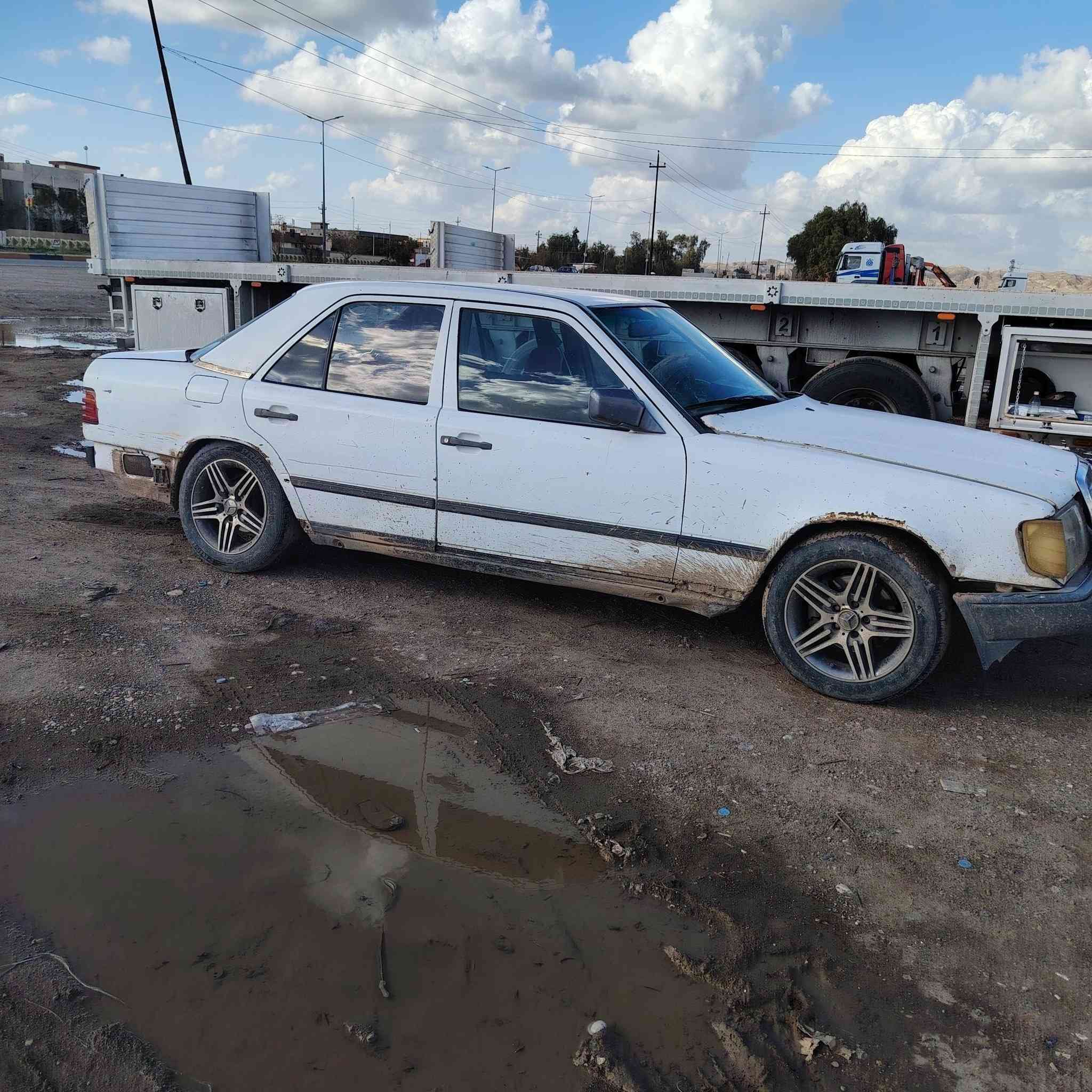 مارسيدس دب موديل 1990
سنويا مشروع وطني محرك موحور بطه ٢٥٠٠ تبريد وتدفئه
سعر 35
***********
