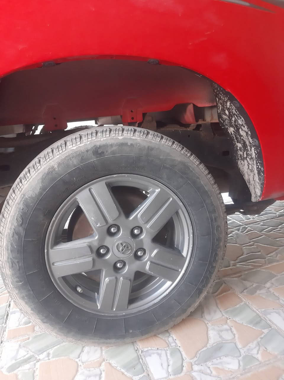 سياره مقفوله من الدعاميه للدعاميه  ١٤ رقم نكليزي بغداد السعر ٢١٥ /  ***********
