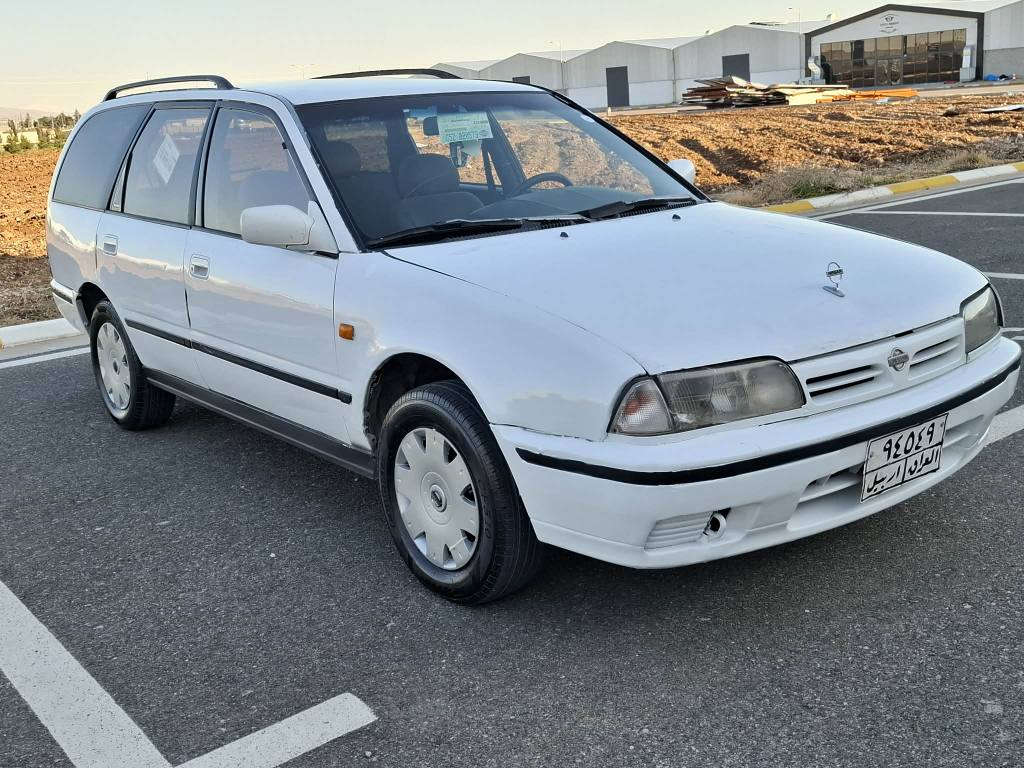 نیسان پریمەر  مۆدێل 1993
گێڕ عادی 
سعر (34) گەڵاو کەمێک مجال
***********
***********
گێڕو مەکینەو تەقەو ڕەقەو کارەبای بەشەرت . زۆر پاکەو هیچ مەسرەفی تیا نیە . 
چوار تایەی لۆکی لە ژێرە .
هیچ دەعم و لێدراوی نیە . 
چوار جام و ئاوێنە کارەبای . قفڵ مەرکەزی . تبرید . .....
سەنەوی شەش مانگە بەسەر چووە تحویل غرامە بەشەرت . 
مشتەری تیل بکە . السليمانية, العراق
