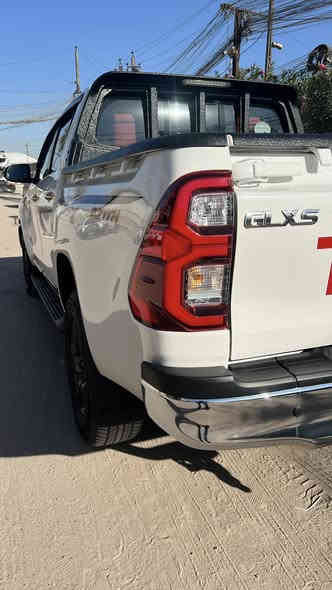 *تويوتا  هايلوكس فور ويل فول 4*4 
سيد نهرو 
*موديل 2025 سياره جديده مكفوله كفاله عامه 
*مواصفات مذهب كويتي  ام المنفاخ عالي 4 سلندر 
*السياره كارتون وضع شركه ماشيه 14 الف كيلو
 فول مواصفات شاحن واير ليس تبريد قطعتين بنيد جكات بصمه عدد 2 سيد نهرو يدات ذهبي كويتي رقم أربيل الجديد سنويه جديدة بأسمي شخصياً تحويل فقط السعر 365 بغداد الكاظميه المحيط  
***********
