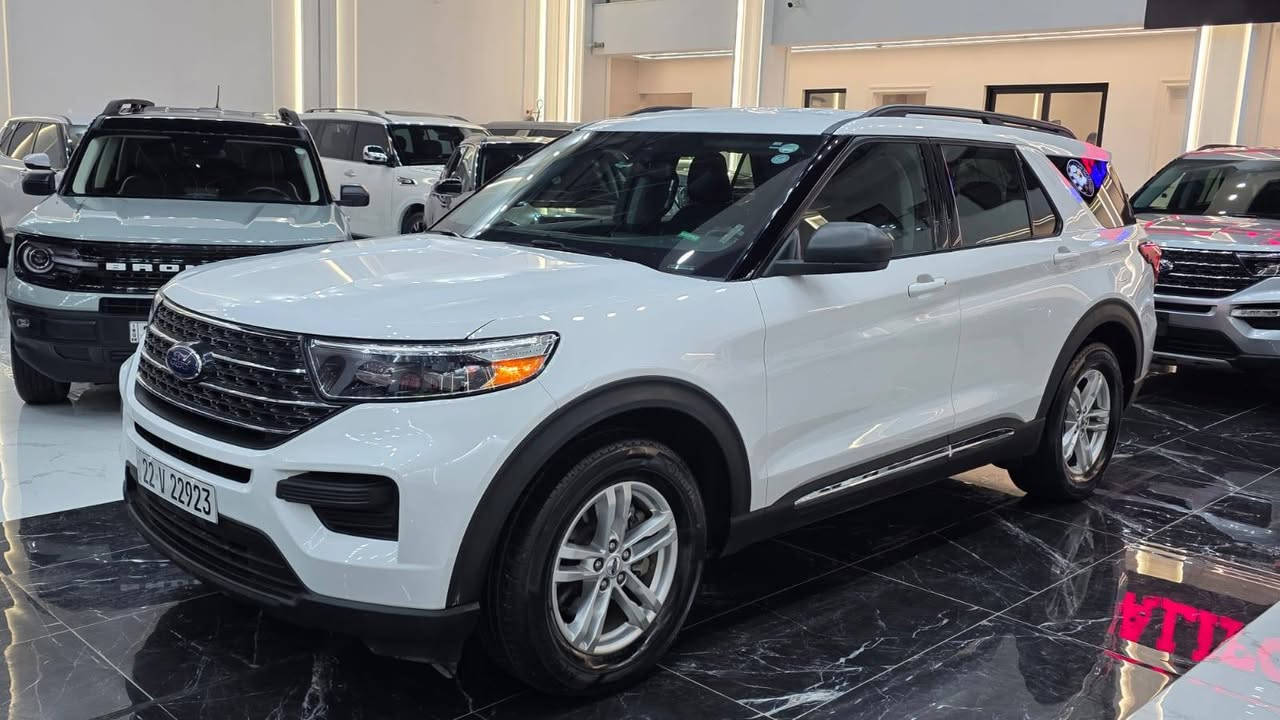 𝐅𝐎𝐑𝐃 𝐄𝐗𝐏𝐋𝐎𝐑𝐄𝐑-𝐗𝐋𝐓 𝟐𝟎𝟐𝟑                       

فورد اكسبلور موديل : 2023

( رقــم اربـیـل رقــم هـزة فـحـص سنويه جـديــد )

 تــحـویـل و وکــالە نـفس الیــوم

اللوان : ابـیض

عدد المقاعد : 7 راكب

حجم المحرك : 2.3L ( 4,سلندر )

ملاحظة السيارة : فــقط قبغ صـندوق  PDR

بـدون صـبـغ ☑️ بـدون تـبدیـل ☑️🔚 مكفولـة دعامية لدعامية

كافة الايرباكات سليمة 100%

الـمـواصفات :

كيــــج الكــــترونــــي
بصمة ابواب
بصمة تشغيل
شاشة دشبول ديجيتال
كــــاميــــرا 
كير ماوس 
هاند بريك بصمة
اوتو هولد : 𝐀𝐔𝐓𝐎 𝐇𝐎𝐋𝐃
اوتو ستارات : 𝐀𝐔𝐓𝐎 𝐒𝐓𝐀𝐑𝐃
اوتو ستوب : 𝐀𝐔𝐓𝐎 𝐒𝐓𝐎𝐏
رادار امامي (تحديد مسار)
رادار جانبي  (نقاط عمياء)
رادار خلفي (التحذير من الاصطدام)
حساسات امامي 
حساسات جانبي
حساسات خلف
نظام : 𝐓𝐎𝐖/𝐇𝐀𝐔𝐋
نظام : 𝐒𝐏𝐎𝐑𝐓
نظام : 𝐄𝐂𝐎
نظام : 𝐍𝐎𝐑𝐌𝐀𝐋
نظام : 𝐒𝐋𝐈𝐏𝐏𝐄𝐑𝐘
نظام : 𝐓𝐑𝐀𝐈𝐋 
نظام  : 𝐃𝐄𝐄𝐏 𝐒𝐍𝐎𝐖/𝐒𝐀𝐍𝐃
تبريد لمس
تبريد مركزي
تحكمات استيرن
استيرن هيتر
كشنات : 𝐕𝐢𝐩
كشنات كهربائي 
كشنات هيتر 
صندوق شفط كهربائي 
لايتات 𝐋𝐄𝐃 ليد عدسة زينون
بلوجكترات 𝐋𝐄𝐃 ليد بيلادي
بكلايتات 𝐋𝐄𝐃 ليد بيلادي
ويل كروم 

تفاصيل اكثر الاتصال على ارقام التالية

𝐖𝐡𝐚𝐭𝐬𝐀𝐩𝐩-𝐕𝐢𝐛𝐢𝐫

☎️***********

☎️***********

عنوان📍اربيل 

معرض كاليفورنيا كارسCALIFORNIA Cars🇺🇸🇮🇶 أربيل, العراق
