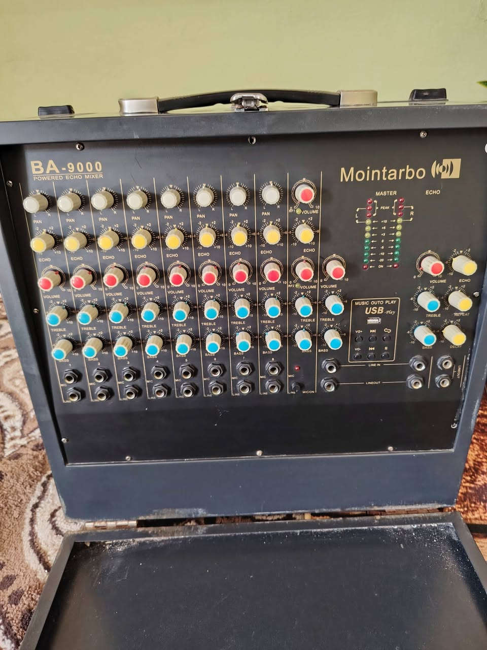 السلام عليكم  وينه اليدور جديد جهاز راقي جدا نضافه ١٠٠ بال ١٠٠  شرط مامصلح شركه صوت ونقاوه فول مكان ديالى بعقوبة اتصل بخدمتك ***********
