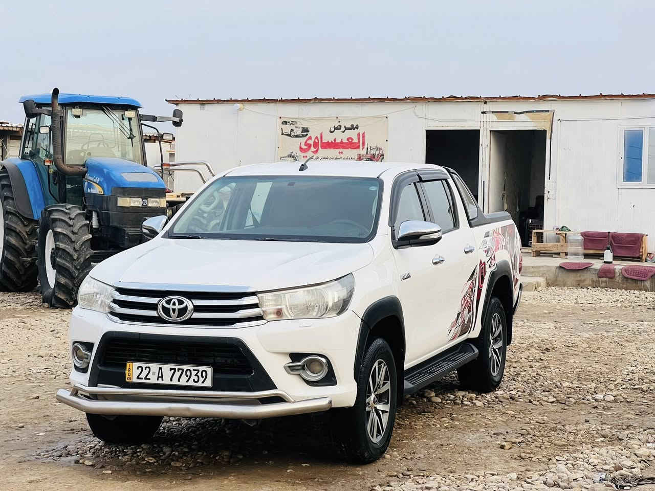 للبيع بيكم كاز كاز كاز
2017 محرك جديد رقم جديد 
ماشيه 130 جديده 
مكان واسط الزبيديه 
السعر 225 وبيها مجال 
***********
