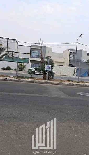 🌃 دار للبيع في مجمع الأميرات الثاني – النجف الأشرف
• خريطة 250م² – مساحة فعلية 209م²
• المربع الأول – منطقة عامرة ومسكـونة وفي بداية المجمع
• موقع مميّز جدًا: ركن على شارع بعرض 30م مقابل قرية
 الغدير 2 – وجهة كربلاء
💰 المقدمة: 110 مليون فقط
 والباقي على المصرف العقاري – أقساط ميسّرة
 مميزات إضافية:
✔️ موقع نادر ومطلوب
✔️ تبليط وخدمات متوفرة
✔️ لا يوجد دار مرفوع مصرف في المربع الأول – فرصة لن تتكرر

🖥 علّق وسيتم إرسال التفاصيل عبر الخاص
 التفاصيل للاستفسار اتصال او واتس اب
☎️ ***********   ☎️  ***********
◾ عنوان المكتب:  شارع المجمعات عامود 53 شارع كربلاء - النجف_مجمع الاميرات القديمه_مقابيل مجمع كرار السكني [مكتب الامل للوساطةالعقارية]_مجاور بصف صيرفه السدير
