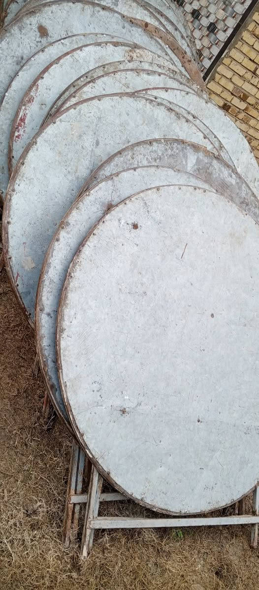 بيع وشراء الجوادر والكراسي الجديد والمستعمل ميز دائري حديد قياس متر وعشرين النضافه 80 بلميه العددد 50 السعر خاص العنوان بابل الحمزه الغربي قريب سريع الدولي شركه الاتحاد رقم مبايل *********** 
رقم مبايل ***********
