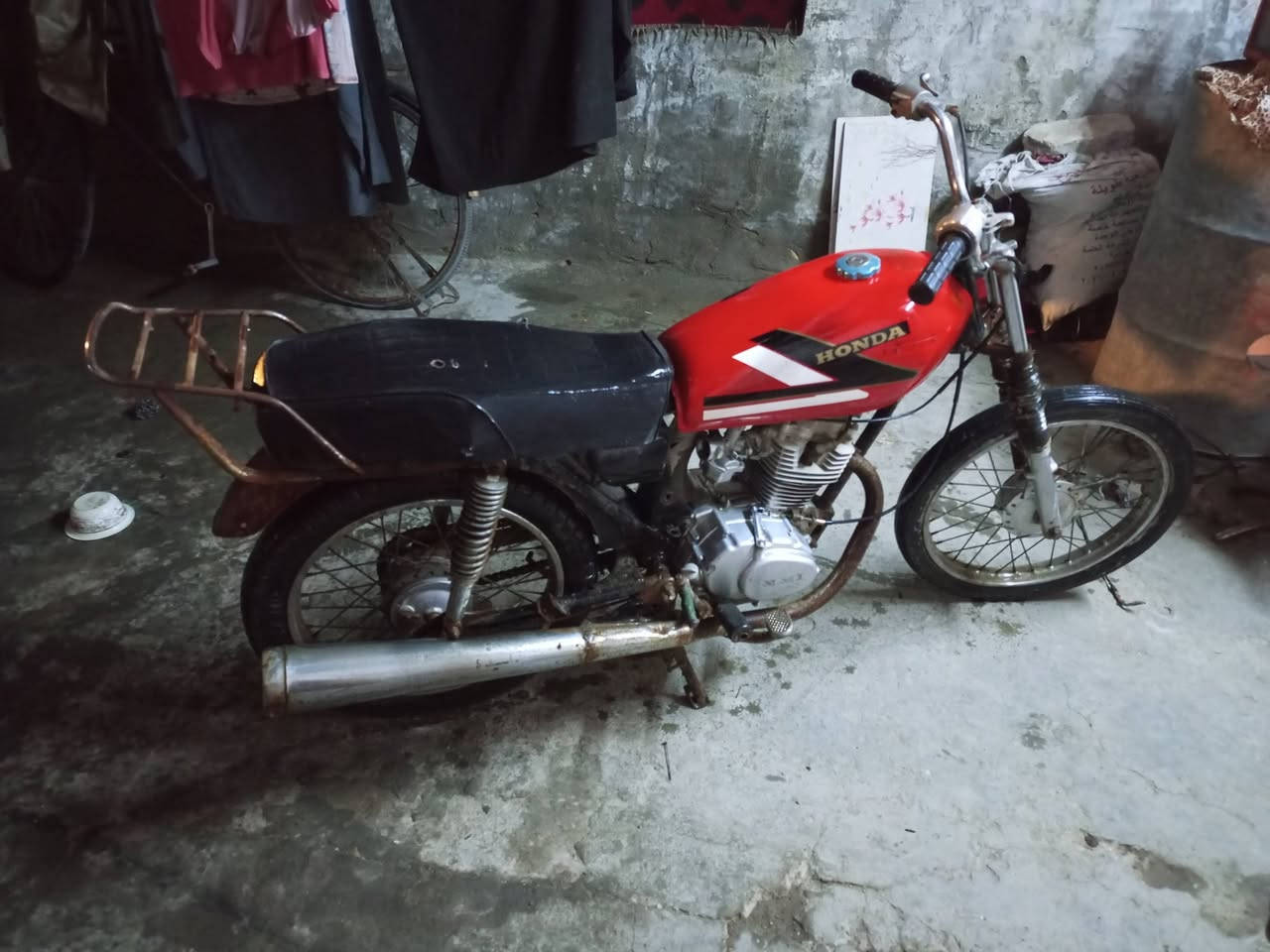 دراجه ايران مكينه نامه شلامجه نضيفه مكان بصره معقل  سعر 265وبيه مجال حك جيه  ***********
