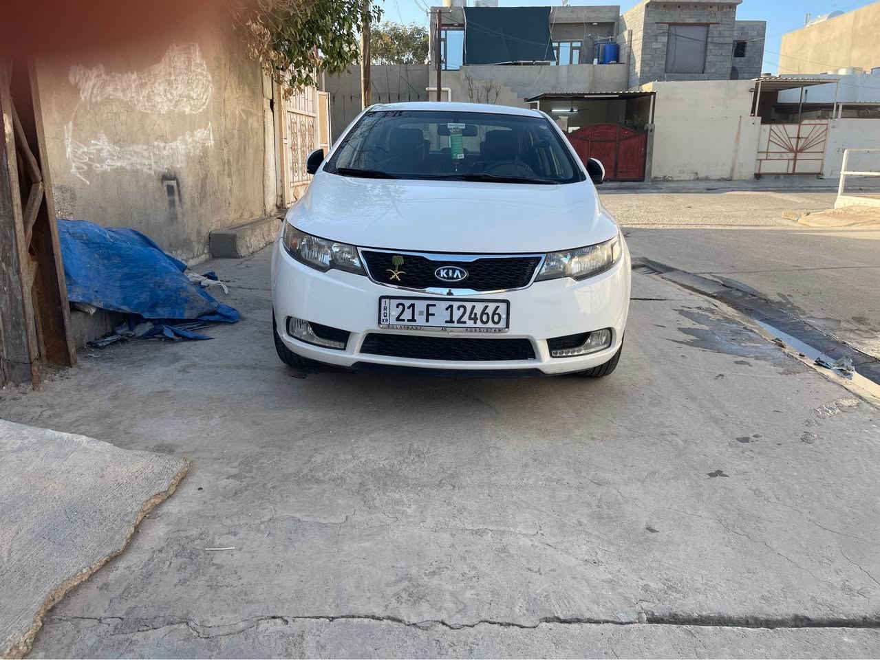 كيا سيراتو
موديل 2013
رقم سليماني جديد
لحد 2028
دفتر بنزين بيها 
رقم هزا كل جديد
سبير مال شركة 
ما نازل دفتره شركة
موجود كاعيات شركة
موجود
محرك دوش حجم16
موصفات 
ويل17
مرايه اشاره
مرايات شفتات 
تحكمات استيرن
حساس خلفي
بلاجكتو
داخل اسود
بلوتوث
شفتات ستيرن
كوشن جلد
كير محرك بشرط 
ماشي 100
سيارة عل وضع شركة
بشرط تحويل 
مكان سياره كركوك
استفسار 
*********** كركوك, العراق
