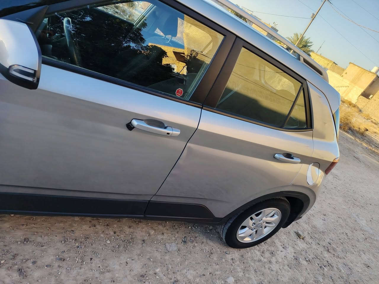 السلام عليكم
هونداي فينو

موديل ٢٠٢٣

وارد كندي

رقم بغداد 
بدون ايرباك كله سليم
سياره حادثها بلباب الامامي  مال السايق كلش بسيط وشي خفيف بلباب الخلفي وقبق الجنطه مكسور ودعجة كلش قليله بلجنطه ما مبينه اصلا 

محرك دوش دبل نوزل

مواصفاتها (بصمه _ تشغيل عن بعد _ اشاير بالمري _ تدفئه بالكراسي _ تدفئه بالستيرن _ شاشه كار بلي _ رادارات امامي وخلفي وجانبي _ كاميرا خلفيه دواره _ تنبيه خروج من المسار _ 6 انظمه قياده _تحديد مسار تنبهك عند الخروج من المسار مع مثبت سرعه وقياده شبه ذاتيه وباقي المواصفات المعروفه)
السعر 143 $. وبيها مجال 
السياره ما ناقصها شي تفاصيل اكثر خاص او اتصل ادزلك صور الحادث ع واتس 

***********
