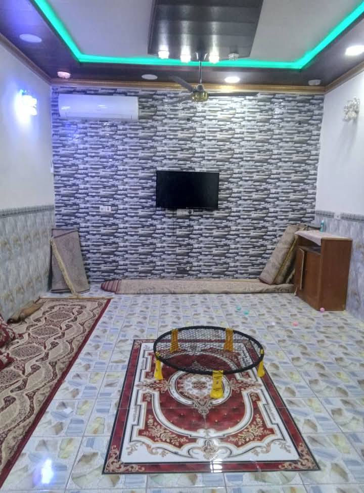 بيت للبيع طابو صرف مساحه 177 م الحي العسكري شارع بيت لوفي بناء حديث 
الاتصال ***********
