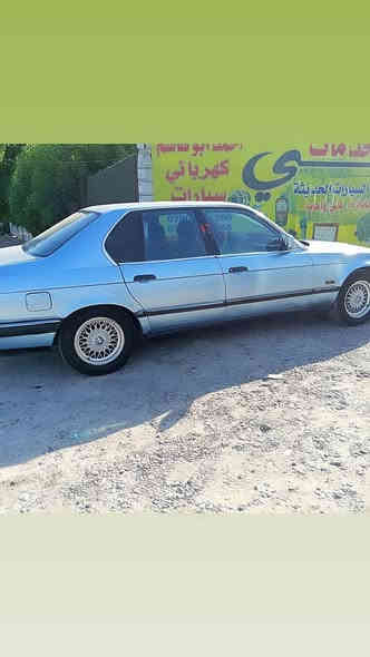 سلام عليكم ورحمة الله وبركاته 
للبيع بي ام 92 735
كير محرك جديد 
تبريد ثلج كهربائيّة شغاله تخم تاير تخم وياله خليه 
نوزلات بلكات فيت بم جديد 
سياره جاهزة عله اخر حباية 
صبغ جمالية مكفوله من ضربه وكلشي. رقم بغداد نكليزي 
السعر 50 مجال  مكان بغداد  سيارة تخبل امانت الله
