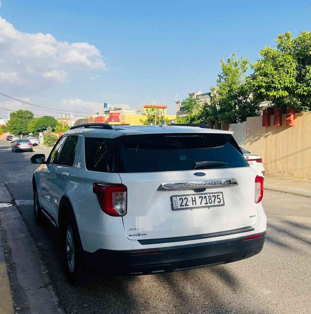 فورد اكسبلورر       —  Ford Explorer
‏‎‏‎وراد أمريكي.     —  سعر ( 210$)

‏‎‏‎الموديل           —2020

فئة.                 — XLT 

حجم المكينه   — V4/2300T

‏‎‏‎اللون               — ابيض 

رقم شانصى/ 1FMSK7DH7LGC22375

‏‎‏‎المسافه المقطوعه — 70 ميل

‏‎‏‎حاله السياره. — بدون صبغ 

‏‎‏‎المواصفات 
‏‎‏‎- بصمة تشغيل 
‏‎‏‎- بصمة أبواب 
‏‎‏‎-تشغيل عن بعد 
‏‎‏‎-ترحيب عند الاقتراب 
‏‎‏‎-كشنات جلد 
‏‎‏‎- رادار جانبي 
‏‎‏‎-رادار امامي 
‏‎- رادار خلفي 
‏‎‏‎- شاشه كبيره تدعم نظام الأبل كار باي ونظام الاندرويد 
‏‎-تدفئة ستيرن 
‏‎-گير ماوس  
‏‎-اوتو هولد 
‏‎-اوتو ستوب 
‏‎-هندبريك بصمه 
‏‎-٧وضعيات قياده 
‏‎‏‎-كشنات تدفئة 
‏‎‏‎- ستيرن بحركه كهربائيه 
‏‎‏‎- تبريد مركزي 
‏‎‏‎- بگ لايت LED 
‏‎-صندوق كهربائي 
‏‎-كشنات VIP 
‏‎‏‎- كود باب 
‏‎‏‎-كرسي السايق والراكب بحركه كهربائيه
‏‎‏‎-تحكم ستيرن جهتين 
‏‎‏‎-تحديد سرعه 
‏‎‏‎-مانع انزلاق 
‏‎‏‎-ليد نهاري
‏‎‏‎-كامره خلفيه دواره 
‏‎‏‎باقي المواصفات المعروفه 

صور حادث موجود‏‎

‏‎‏‎رقم السياره    — اربيل دولى

‏‎‏‎موقع  السياره — اربيل
للاستفسار 
لاتصال او واتس على الرقم 
رقم فايبر + واتسابا
 *********** اسيا
 *********** كورك
