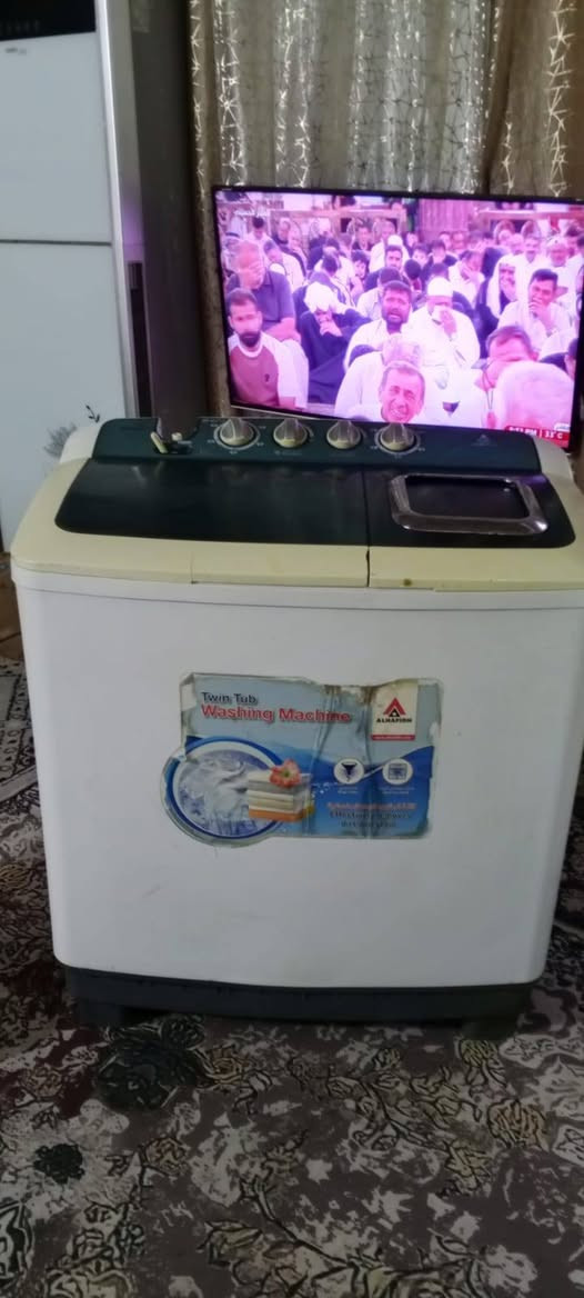 غسالة الحافط 12كليو سعر75 على الفحص غسل وتنشيف
مدينة الصدر بغداد رقمي ***********
