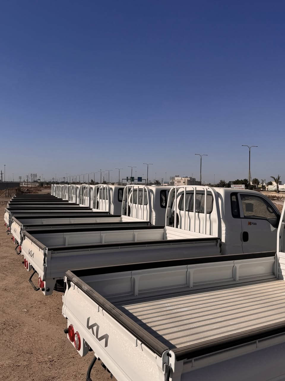 السلام عليكم
متوفر كيا بنكو 2026/
فول موصفاتتتت            ضماننن الدوليه العراقيه 🇮🇶🇮🇶
دبل ايرباك ABS. شاشه كامره حسسات خلفيه 

مرقم بغداد.  الاتصال 📞📞.  ***********
