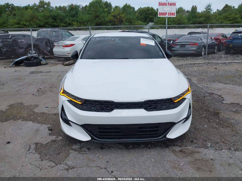 #سعر_البيع_المباشر_90_ورقة
KIA K5 GT-LINE 2024
تاريخ المزاد: 2/17
السعر: #سعر_البيع_المباشر_90_ورقة
المسافة المقطوعة 48542 mi
#نشحن الى دبي و عمان و البصرة و كردستان و تركيا
بالامكان ادخالها
 #بكتاب_ذوي_الشهداء_باعفاء_كمركي_مع_اعفاء_الرقم 
#العقبة
#ام_قصر
#الشمال
⬅️نتكفل بالسيارة لحين وصولها 
⬅️اي استفسار مراجعة المكتب 
⬅️ عملنا شراء السيارات من المزادات الامريكية والكندية
#لدينا_تقرير_Carfax_مجاني_فحص السيارة قبل دخولها المزاد 
⬅️لدينا ورشة تصليح في دبي 
⬅️لدينا معقب لتخليص السيارات (حرة  او ذوي الشهداء ) و ايصالها الى الزبائن
📍العنوان النمرود #قرية_السيد_حمد 
⬅️اوقات الدوام من 4:30 عصراً وحتى ال11 ليلاً كافة ايام الاسبوع 
ما عدا السبت والاحد عطلة المزاد 
☎️ للاستفسار الاتصال على الرقم
عمر سعد
*********** :📞
*********** : 📞
