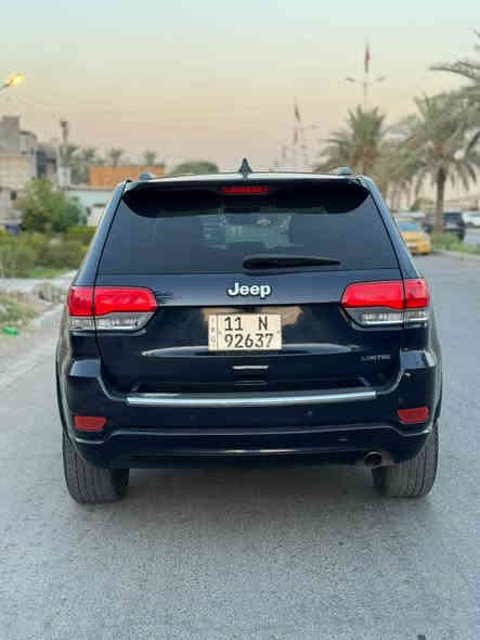 السلام عليكم 
جيب 2017 وارد امريكي حادثها جاملغ وبنيد وهنا بيها بابين ضبغ بدون دواخل ومنزل صور الحادث داخل المنشور فول مواصفات لميتد سياره حاهزه
العنوان بغداد السيديه
السعر 175$
للاستفسار / ***********
