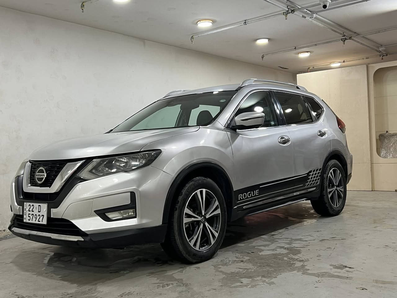 السلام عليكم
نيسان روج ٢٠١٨ لون سلفر ٤ قطع صبغ رقم اربيل ماشية ٧٠ الف ميل مكانهه بغداد
محرك ٢.٥   4سلندر 

السعر ١٤٨ 
***********
