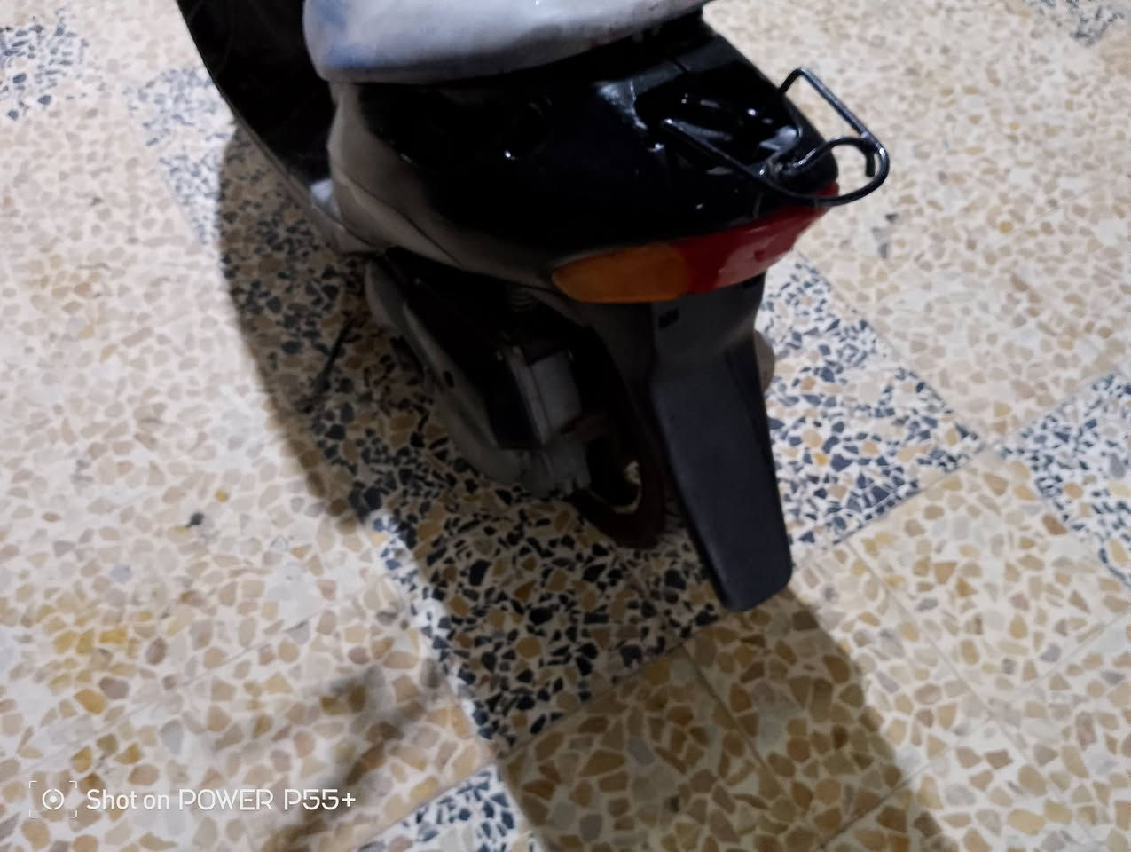 بسم الله  دراجه شغاله  مكينه ناعمه مبدل بيه بستم أوراق بأسمي سعره175 ميسان رقمي***********
