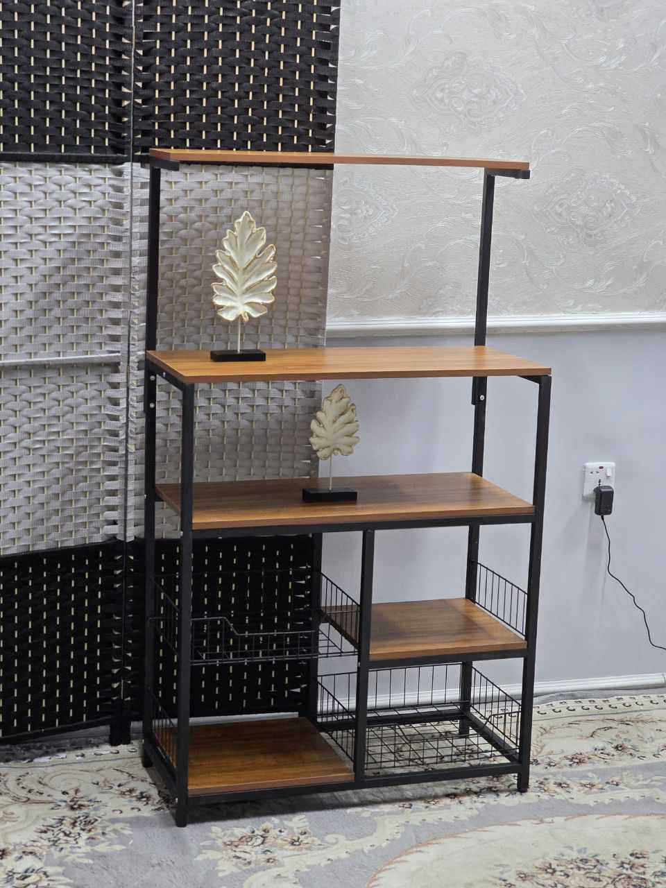 رف أوفن أو ركن قهوة… قطعة وحدة تسوي فرق ✨
تريده للمطبخ؟
تريده ركن قهوة؟
تريده بالصالة؟
يمشي وياك بكل مكان 👌
📏 القياسات:
▪️ عرض: 80 سم
▪️ عمق: 35 سم
▪️ ارتفاع: 137 سم
✔️ حجم عملي
✔️ ترتيب أنيق
✔️ ديكور يخدمك يومياً بغداد, العراق


**إذا كنت صاحب هذا الإعلان وتريد حذفه لأي سبب، رجاءا أرسل رسالة إلى الدعم الفني**