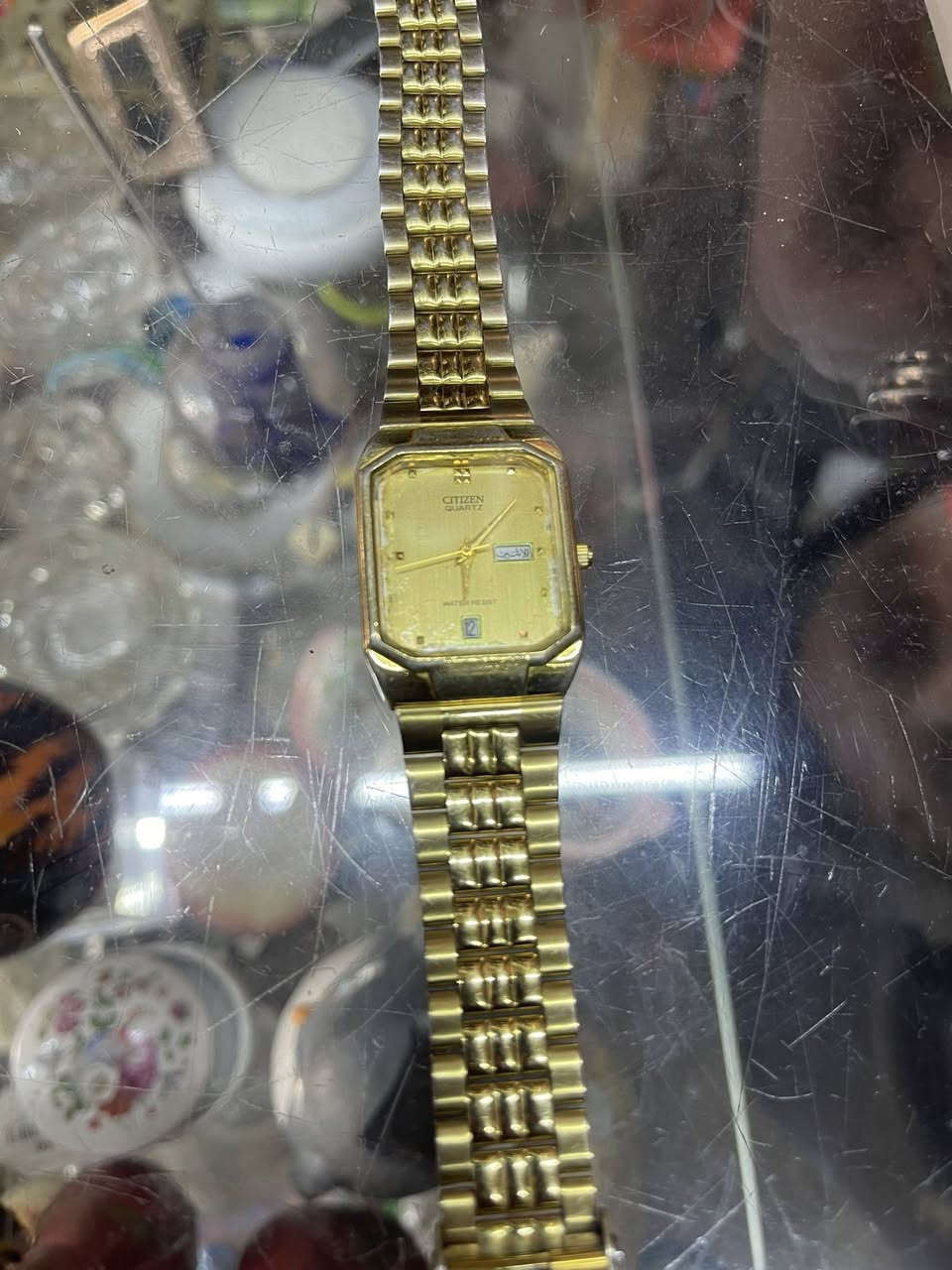 ن
سلام عليكم ساعة ستزن اللبيع 

***********
