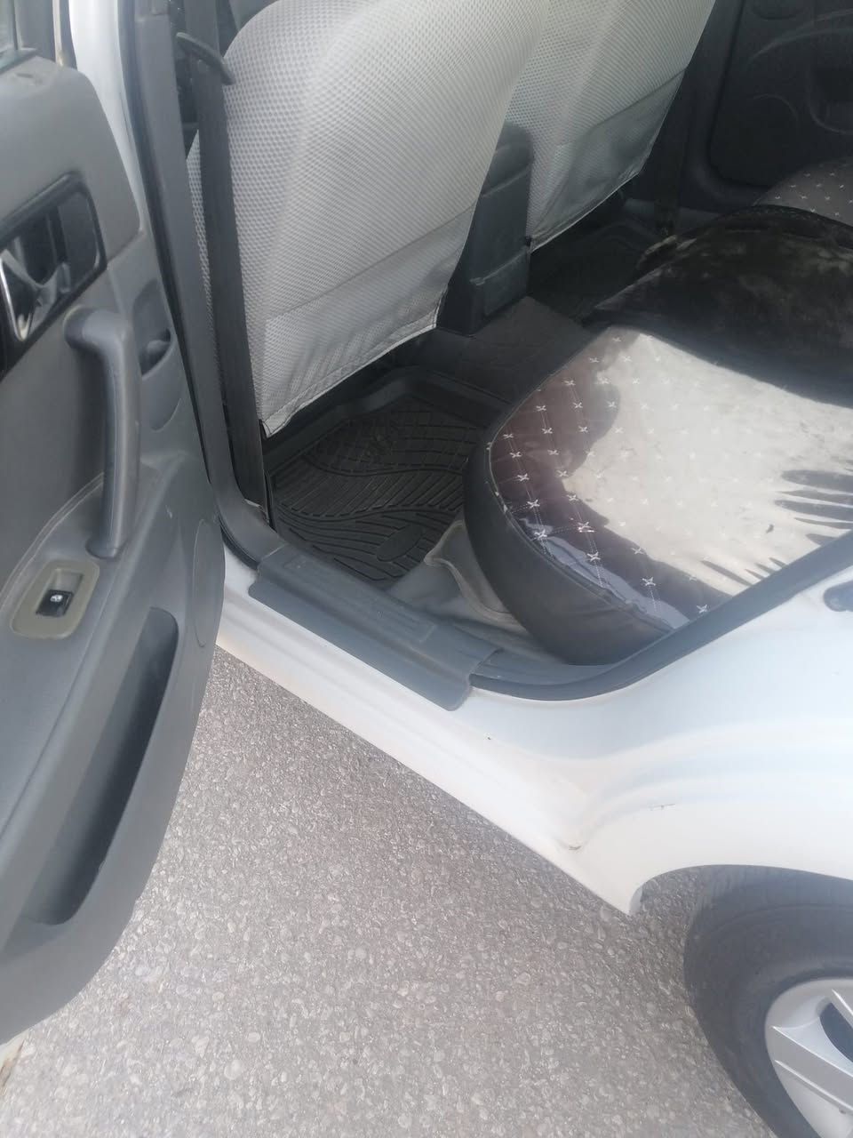 السلام عليكم اوبتر كير عادي موديل ١٠ رقم بغداد سنويه ٢٧ كير مكينه حداديه تبريد تخم تاير كله مكفول كهربائيات كله شغاله بيه قطع صبغ مكانه كربلاء السعر ٥٨ وبه مجال التصال على الرقم ***********
