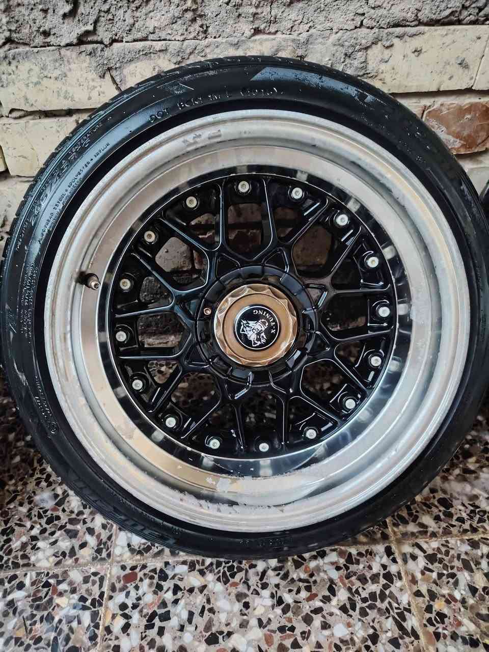 للبيع حجم 16 بي واحد مصلح نصليح بسيط  تايرات جدا نضيفه  السعر 325  توسايز  مكاني بغداد الحسينيه ***********  كلكم تعرفون السعر مابته
