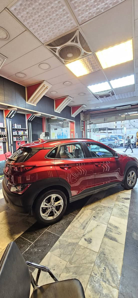 #للبيع فقط
- هونداي كونا    Hyundai KONA  (2023)
- رقم بغداد 
- مكينه  2000 DOSH
- ماشيه 22 الف كيلو
المواصفات :-  
* بصمه تشغيل + ابواب
*  شاشه  حجم الكبير + كامرا  دواره
* تحديد مسار + قياده ذاتيه 
* رادار امامي + خلفي + جانبي 
* اشاره بالمري 
* 3 وضعيات قياده 
* تحكم  ستيرن 
* مانع انحدار 
* اوتو ستوب
- حادث السياره  بنيد مصبوغ فقط تكحيل بلجاملغ دعاميه مصبوغه 
-  بدون ايرباك
- صور الحادث مرفقه 
- مكان السياره بغداد   
- للاستفسار 
- ***********

السعر 155  ورقه بيها مجال بسيط
