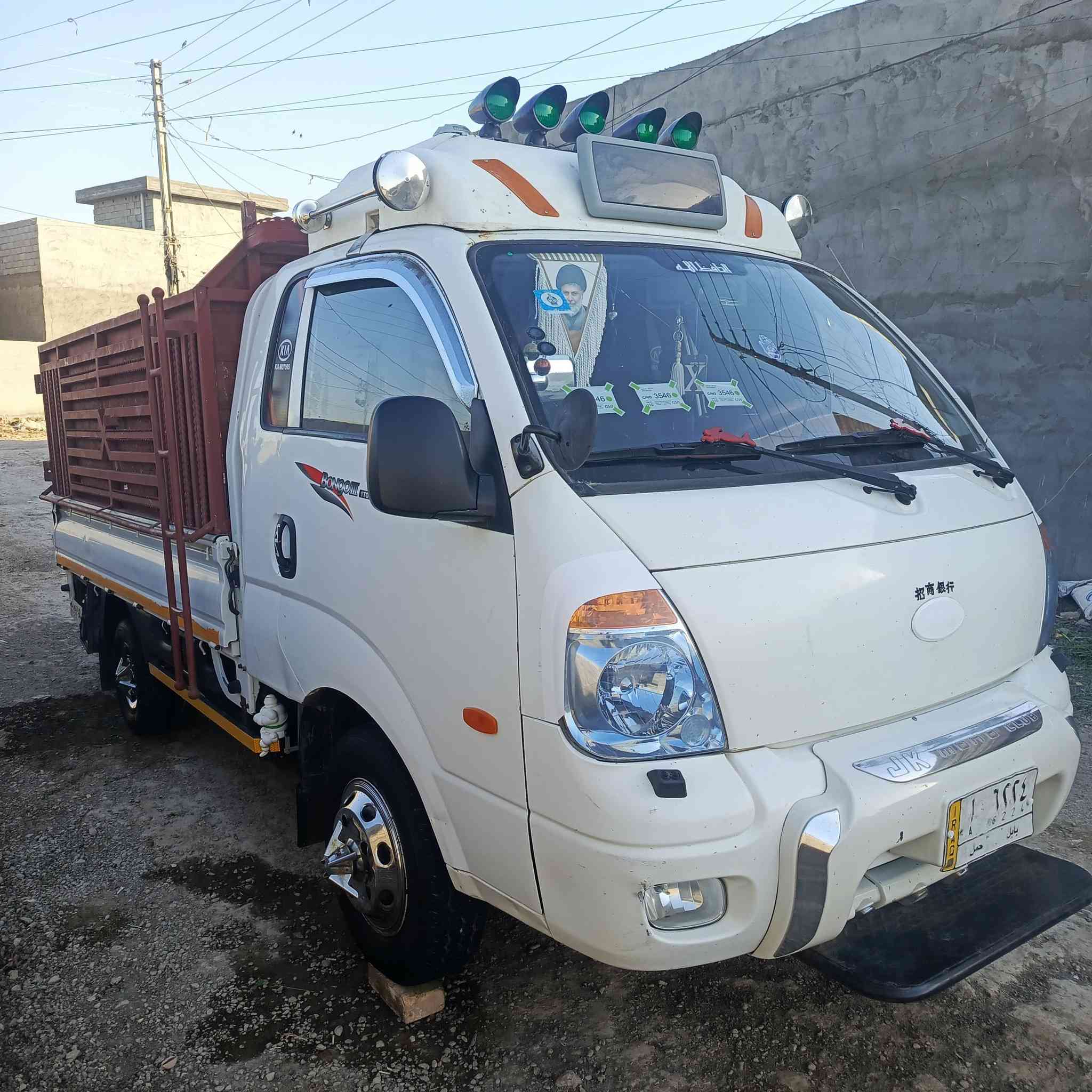 السلام عليكم كيا 2010 مسكر بلادي طرمبه كفاله عامه من صبق مضربه كفاله تخم تاير هي ومحجرها*********** ما متواجد عل نت رقم بابل بسمي
