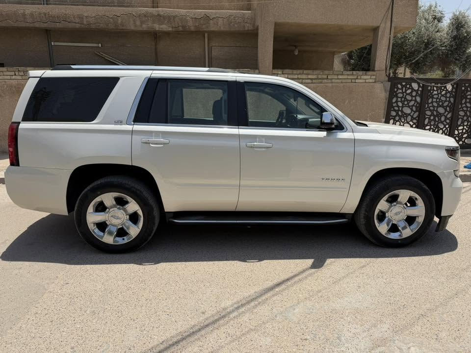 السلام عليكم للبيع تاهو
-تاهو - ( LTZ) فول أعلى مواصفات المحرك المرغوب 5300 حادث جانبي سطحي تبديل بابين نفس لون يعني بدون صبغ صور حادثها بالمنشور 
موديل :   2015

الون:       ابيض لؤلؤي 🤍 
العداد: 138  حقيقي
الفئة : LTZ 
/حجم المحرك    ٨  سلندر  5300

/ فتحه

/ بصمه تشغيل + بصمة ابواب

/ رادار امامي مانع اصطدام 

/ رادار خلفي

/ رادارت جانبيه ( نقطه عمياء)

/ كامراة دواره مع الاستيرن اصليه

/ كشنات جلد 

/ كشنات اماميه كهرباء

/كشنات خلفيه كهرباء

/ كشن السائق خزن ميوري 

/كشنات خلفيه متصله

/ كشنات تدفئه + تبريد 

/ باب خلفي كهرباء

/ استيرن كهرباء

/مرايات جانبيه كهربائيه ( شفط) + تعتيم + قلاب

/ فول تحكم استيرن جهتين + ستيرن تدفئة + ستيرن كهرباء

/حساسات امامي  خلفي

/ فور ويل 

/ لايت زنون

/ لايت وبك لايت ليد (LED)

/شاشه اماميه كبيره 

/شاشه عرض خلفيه

/ كشنات 7 راكب كهربائي 

/ تشغيل عن بعد 

/ تبريد مركزي ثلاث قطع

/ تحكم للتبريد الخلفي منفصل

/ منفذ كهرباء للعربه الخلفيه

/ سستم صوت اعلى فئه (BOSE)

/ نظام مكابح للعربه الخلفيه

/ نظام صعود مرتفعات

/ نظام سحب مقطورة 

/ نظام تحديد مسار ( نظام خطوط الشارع)

/ نظام معرفة ضغط الاطارات

/ انظمة مكابح

/ نظام تزحلق 

/ نظام توازن للطرق الوعره 

تخم تاير جديد قبل اسبوع سيارة نظيفة مال جناي وبلعافية على الياخذها 

وبقية المواصفات المعروفه السياره رقم بغداد بسمي سنويه وهزه ولوحات جديده 

السعر: 284$ 

للاستفسار ***********
