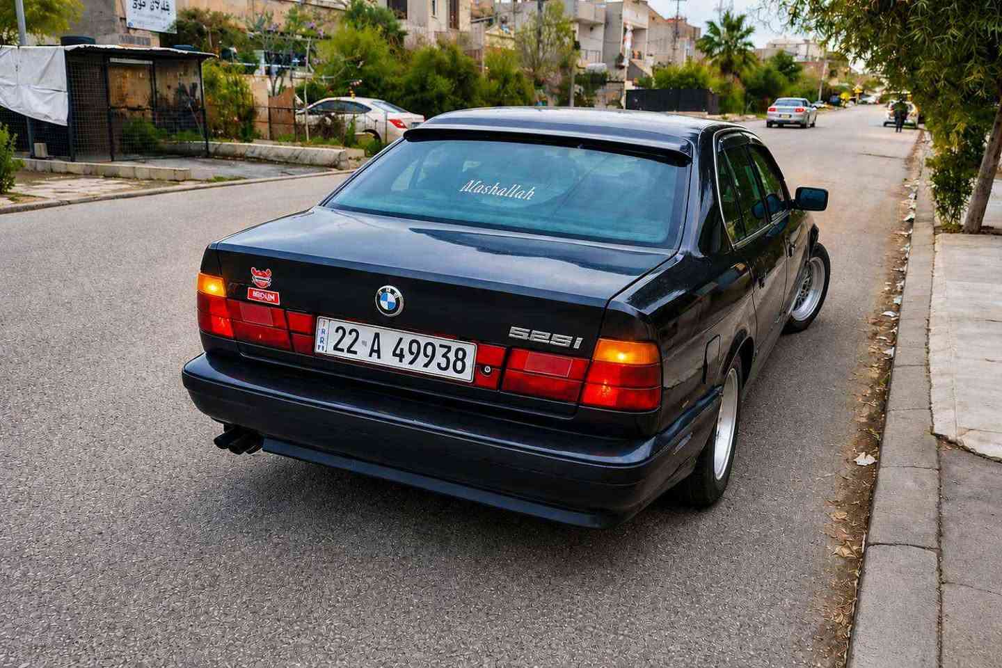 Bmw/525i
تۆماتیک سەیارەکە لۆکە لەسەر ده قی خؤیتی گێرو مەچینەی بەشەرت لۆک تایەو ویلی تازه فول ته نیا سلایت نییه  ره قم  و سه نه وی تازه ییه. ره قم موبایل *********** أربيل, العراق
