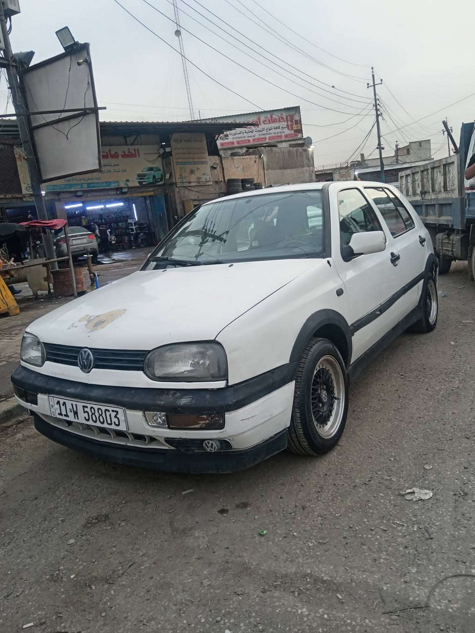 السلام عليكم من رخصة الإدارة المحترمة كولف نفخ موديل ٩٨ جاهزه من كلشي رقم بغداد نكليزي تحويل مباشر بسمنه سياره فول اوتوماتيك كير مكينه صدر كير ميكانيك مكينه ١٨٠٠ دوش المرغوب كهربائيات تخم تاير باتري فيت بم كله جديد نقص تبريد فقط سنتر لك ريمونت السعر ٤٨ وبيها مجال بصيط مكان السياره بغداد الكفاح قرب مستوصف الشيخ عمر رقم الهاتف *********** اسف على الإطالة
