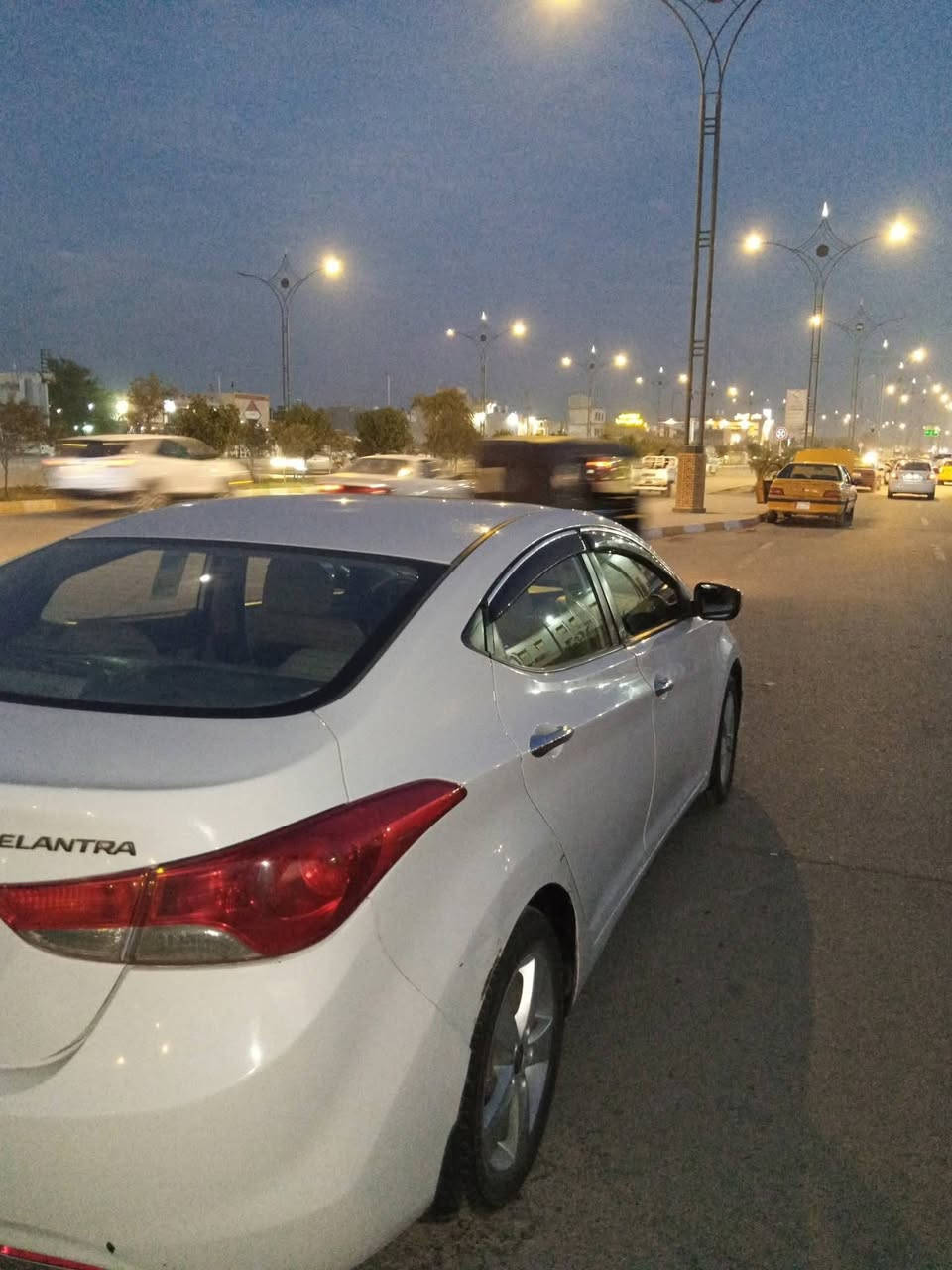 السلام عليكم
للاستفسار *********** يوجد وتساب 
النترا موديل ٢٠١٣ خليجي رقم بصره تحويل مباشر سنويه مشروع وطني ل ٢٨  راعيها بالناصرية فول مواصفات محرك 1800  جاهزه ع الأخير تبريد ثلج كهربائيات كلها شغاله سياره بيها صبغ داير الجاملغ الخلفي الأيسر والدوس تجميل والباقي مكفول ضربه وصبغ وتبديل السعر 105  وبيهه مجال مكان السياره ناصريه رجاء بس الشراي يتصل
