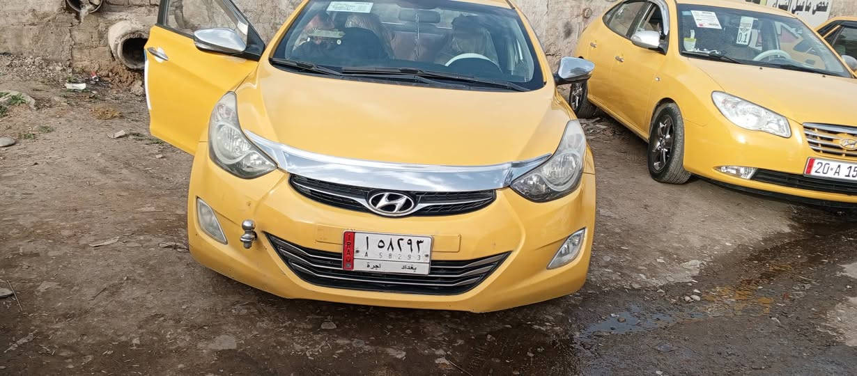 السلام عليكم افانتي موديل 2012 سياره مفوله كير ومحرك حاويه تدفئه تبريد  امرايات شفط اشارات بالمري  كامره نظام ايكو   تدفئه بلكشنات مثبت سرعه  محرك 1600 تخم تاير باتري جديد دوشمه جديده خليجيه مكفوله من الضربه  والتبديل السعر105وبيه مجال العنون موصل  ***********
