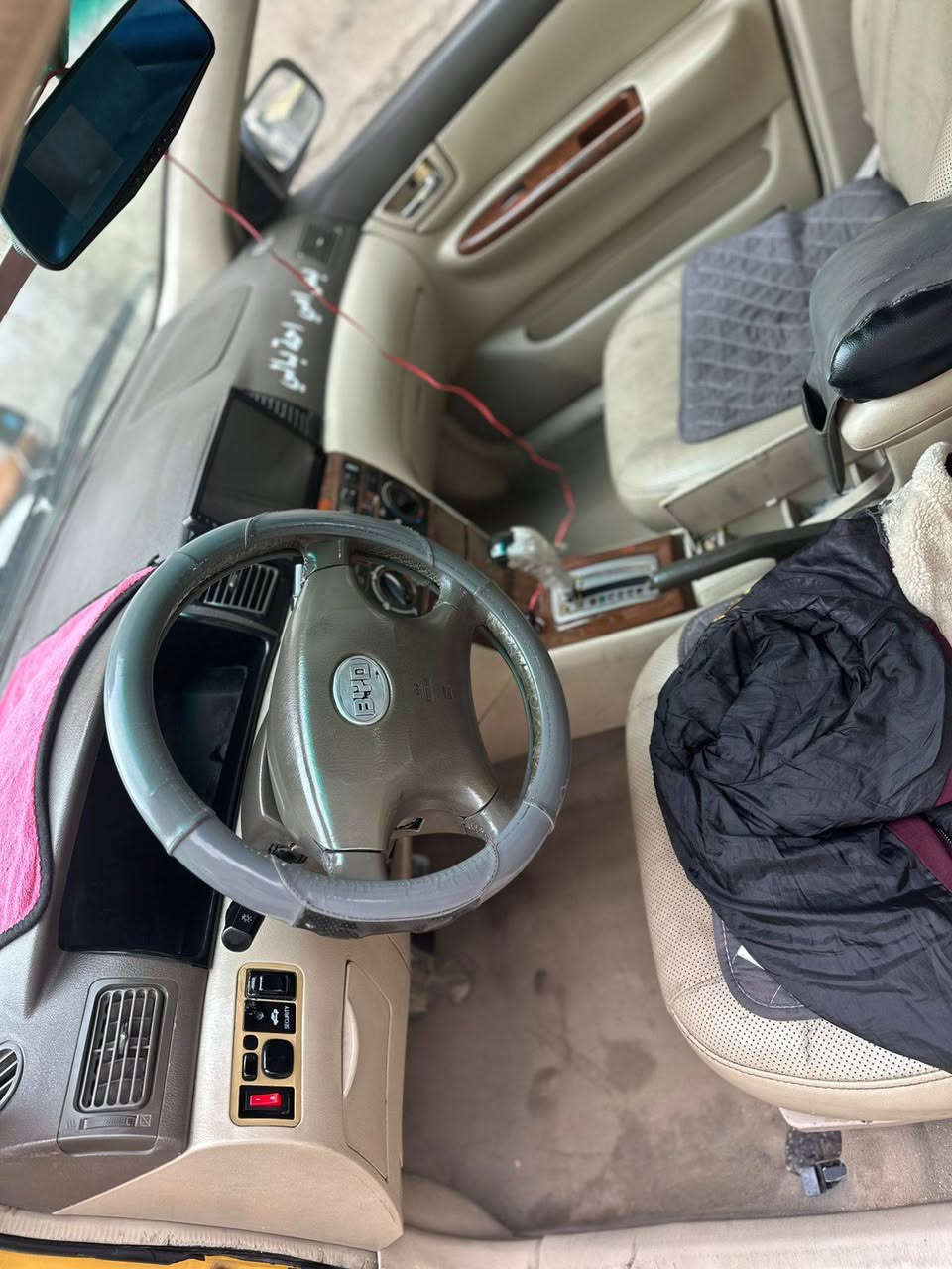 السلام عليكم شباب بي واي دي F3موديل 2011السياره محور كير ومحرك كورله كير اوتوماتيك مصفره هيئة وغرامات ارقام انكليزي تحويل مباشر السعر 50وبيها مجال مكان السياره الفلوجه رقم الهاتف ***********
***********
