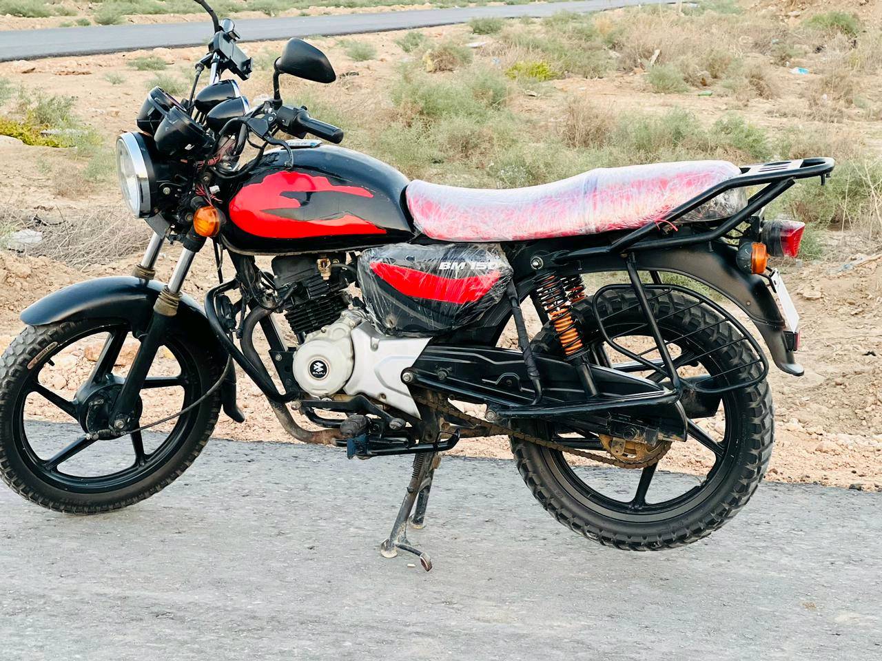 السلام عليكم
دراجه بوكسر موديل 2022
اوراق اصولي گمرك مدفوع
محرك مكفول
سعر 1ونص وبيه مجال  
مكان الدراجه بابل محاويل
للاستفسار *********** 