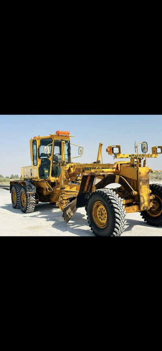 كريدر مسيابوشي للبيع جاهز للعمل مكينه حلوه مال جناي موقعه المكينه الدوانية تفاصيل اكثر تصال برقم ‎0783 140 0395
