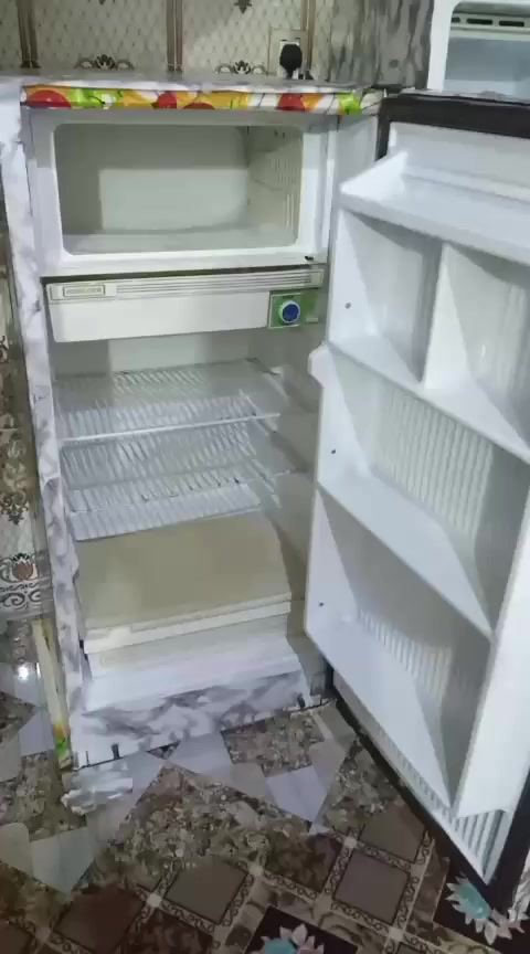 مكلفه بلنشر موجود ثلاجات للبيع عنوان رمادي سعر كل وحده ١٢٥ بيها مجال


**إذا كنت صاحب هذا الإعلان وتريد حذفه لأي سبب، رجاءا أرسل رسالة إلى الدعم الفني**