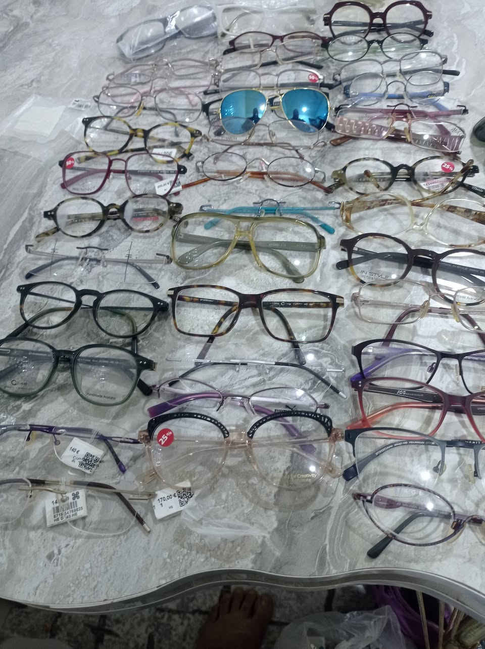 عندي نظارات طبية 147  قطعة  انطيني سعر واخذهم


**إذا كنت صاحب هذا الإعلان وتريد حذفه لأي سبب، رجاءا أرسل رسالة إلى الدعم الفني**