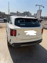 سورنتو مديل 2023 فول من عده الفور ويل  والكمرات سونار موجود بالصور الس...