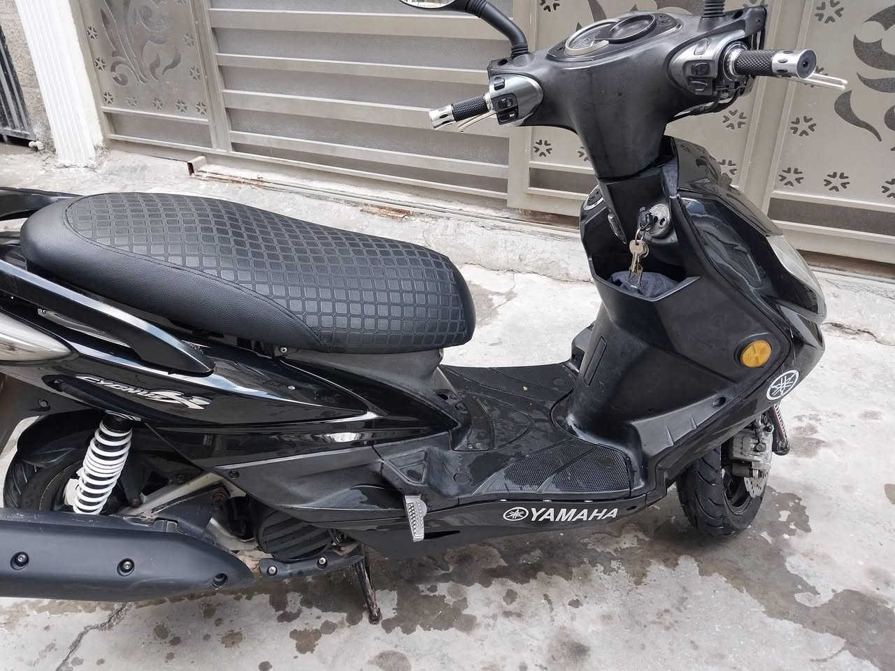 للبيع سكنس فحل كولد طلاعات دراجة نظيفه ممفتوحه كهربائيات شغاله بدون نقص تايرات جدد الســعر ٩٥٠ العنوان الصليخ سوق صليخ للتواصل ***********
