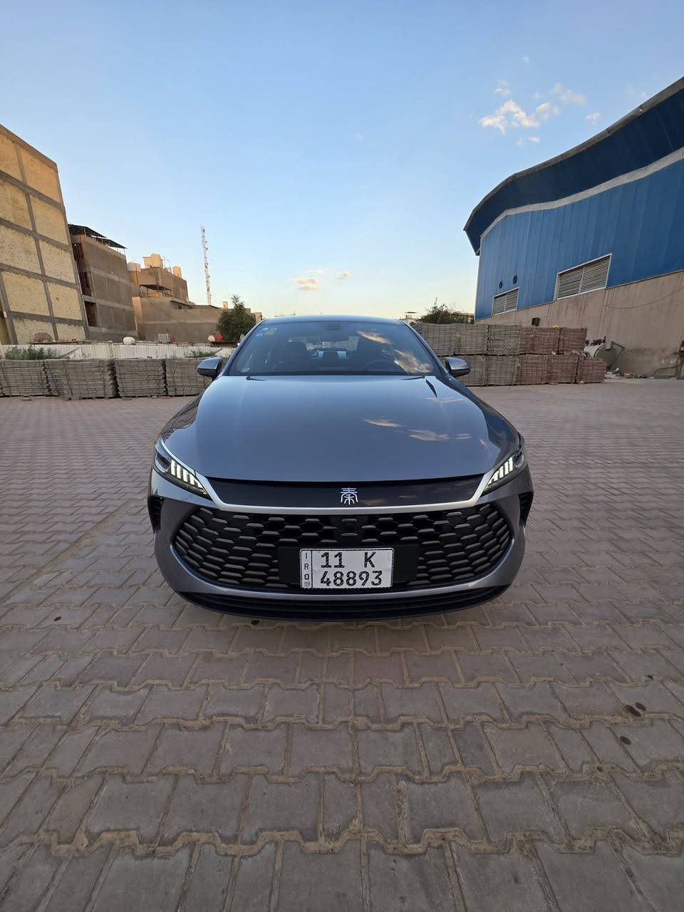 كن بلاس 2025 ماشيه 15 الف الكلي بسعر 18.100
السياره جديده وجاهزة بيها رصعه بالباب وطخه صغيره بالجاملغ الخلفي 
باقي السياره كفاله السعر 18.100 ومجالها بسيط جدا 
البيع شرط العقد المروري  بدون مراوس بدون اقساط 
ولون السياره مميز مكاني بغداد سيديه 
***********
