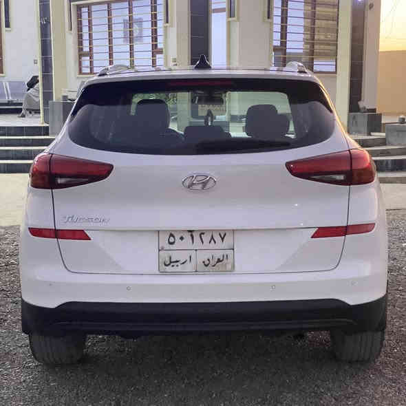 للبيع توكسان 2019 خليجي فول مواصفات واحد على واحد بصمه تحكمات امري شفط بانوراما على طول السقف مقاعد كهرب شحن لاسلكي ضرر بوند بدون دواخل السعر 195وبيها مجال بسيط  للاستفسار ***********
