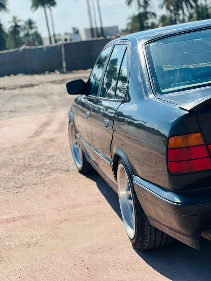 525كيرعادي شلعه ومعدل
السياره محرك كير مكفولات
موديل 93
تخم تاير 
السياره بيه نقوصات بسيطه
ترتيبات
السعر ع الواتساب 
***********
